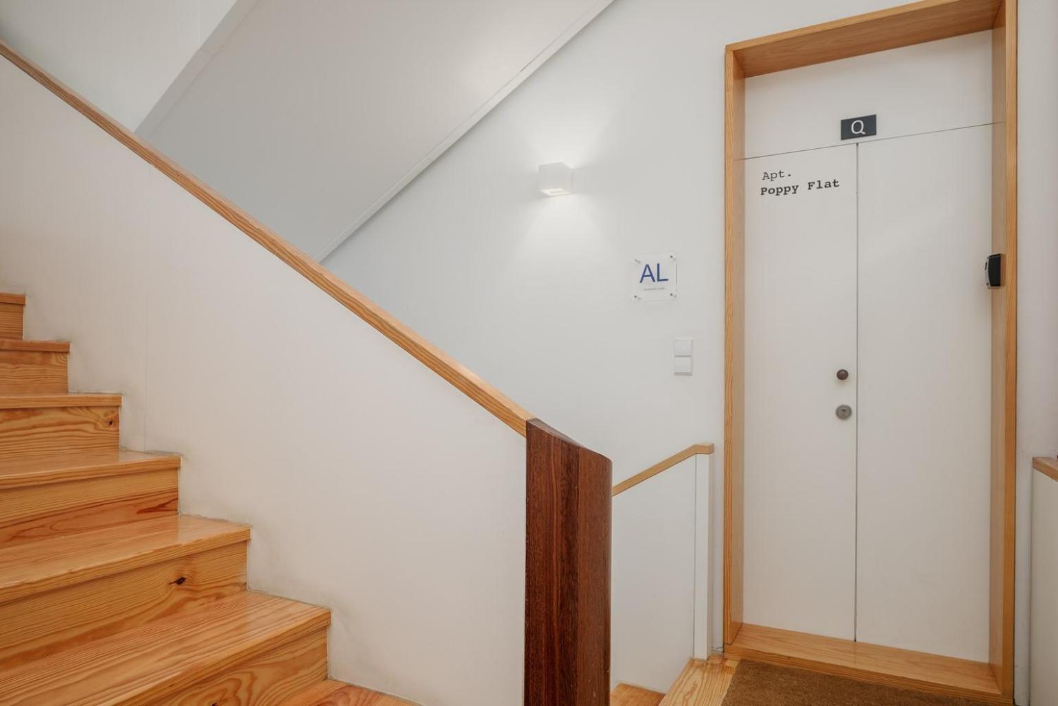 Flores Street Apartments بورتو الغرفة الصورة